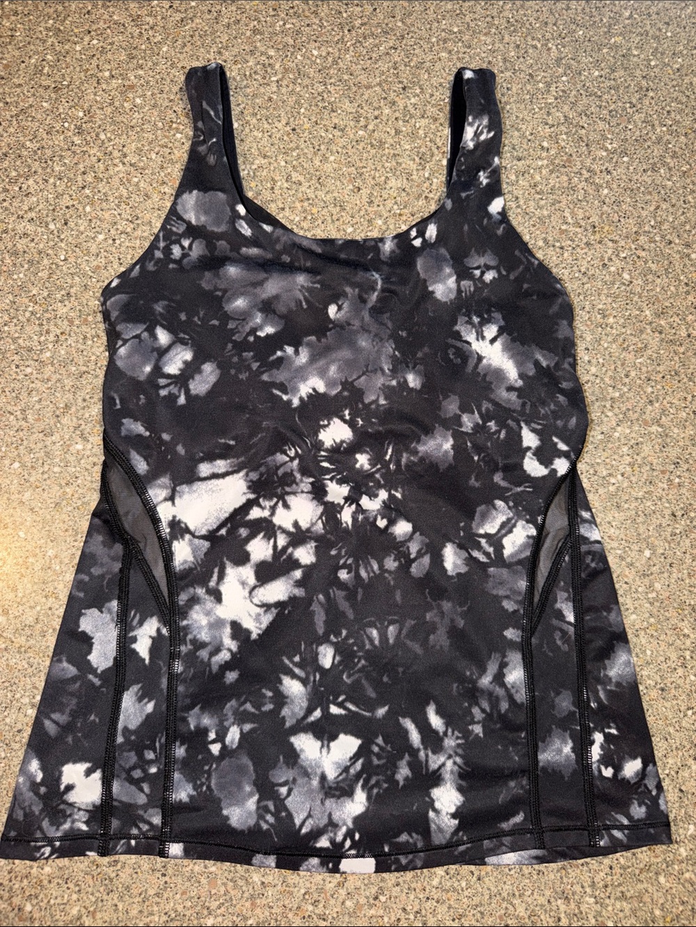 Lululemon Black & Gray Tie-Dye Athletic Tank Top
